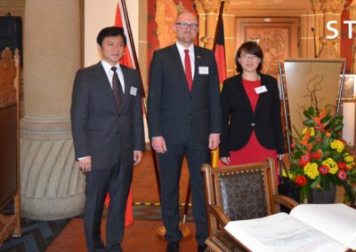 Empfang des Vize-Oberbürgermeisters von Chongqing im Rathaus der Stadt Duisburg